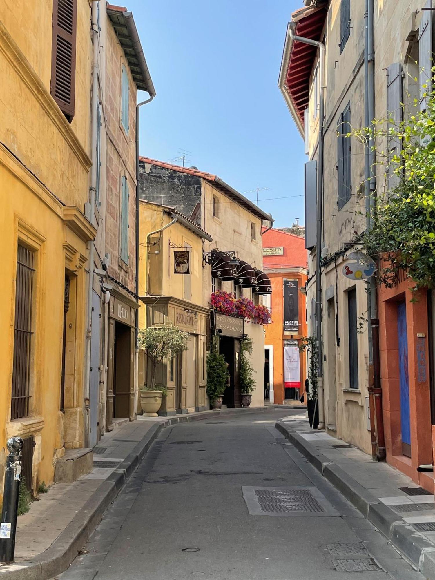 Le Petit Arles Apartment Ngoại thất bức ảnh