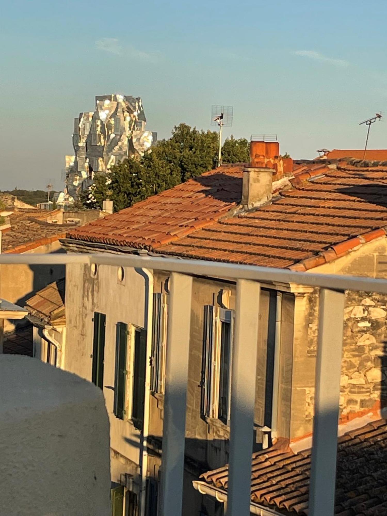Le Petit Arles Apartment Ngoại thất bức ảnh