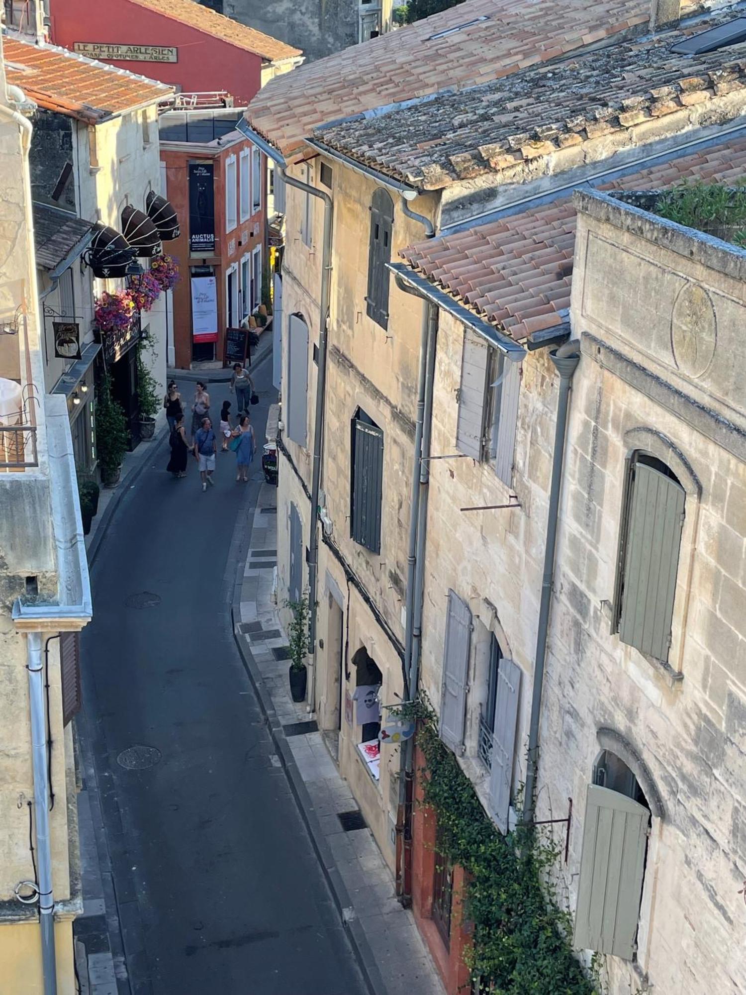 Le Petit Arles Apartment Ngoại thất bức ảnh